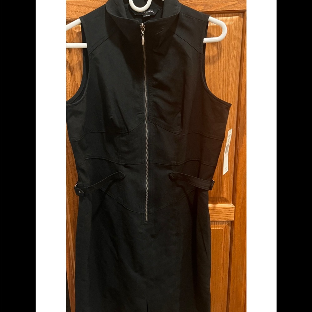 Elegant Black Sleeveless Dress